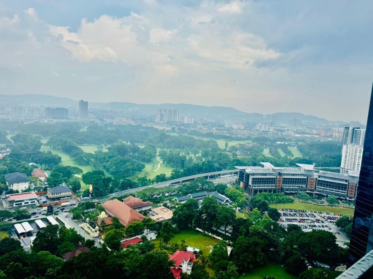 Crown Suites The Manor Klcc Kuala Lumpur City Center エクステリア 写真